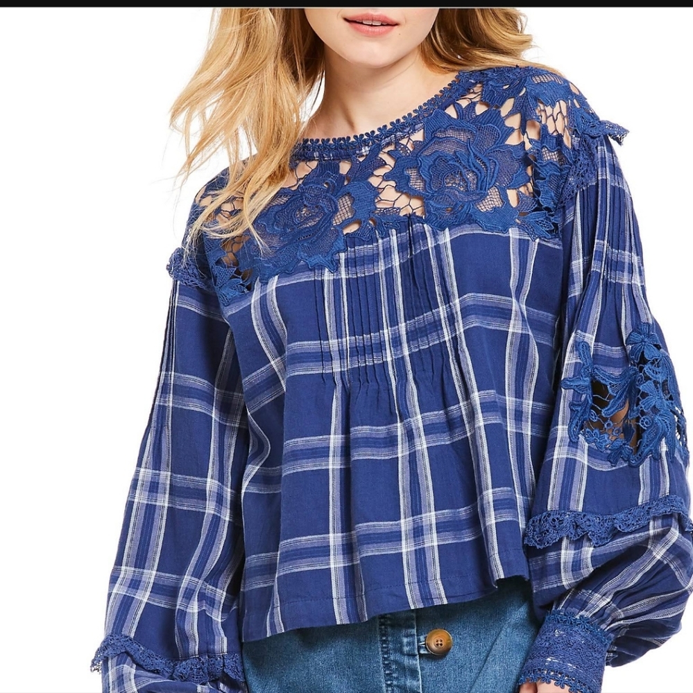 Free People Plaid Long Sleeve Top with Lace Detail Size Small.  Boho. EUC